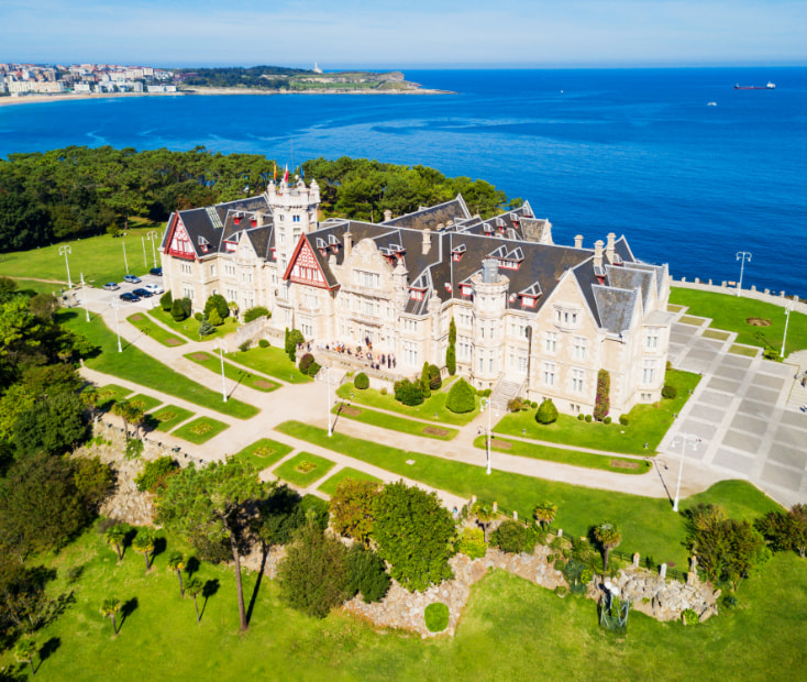 Hoznayo Vista aérea del Palacio de Santa Magdalena